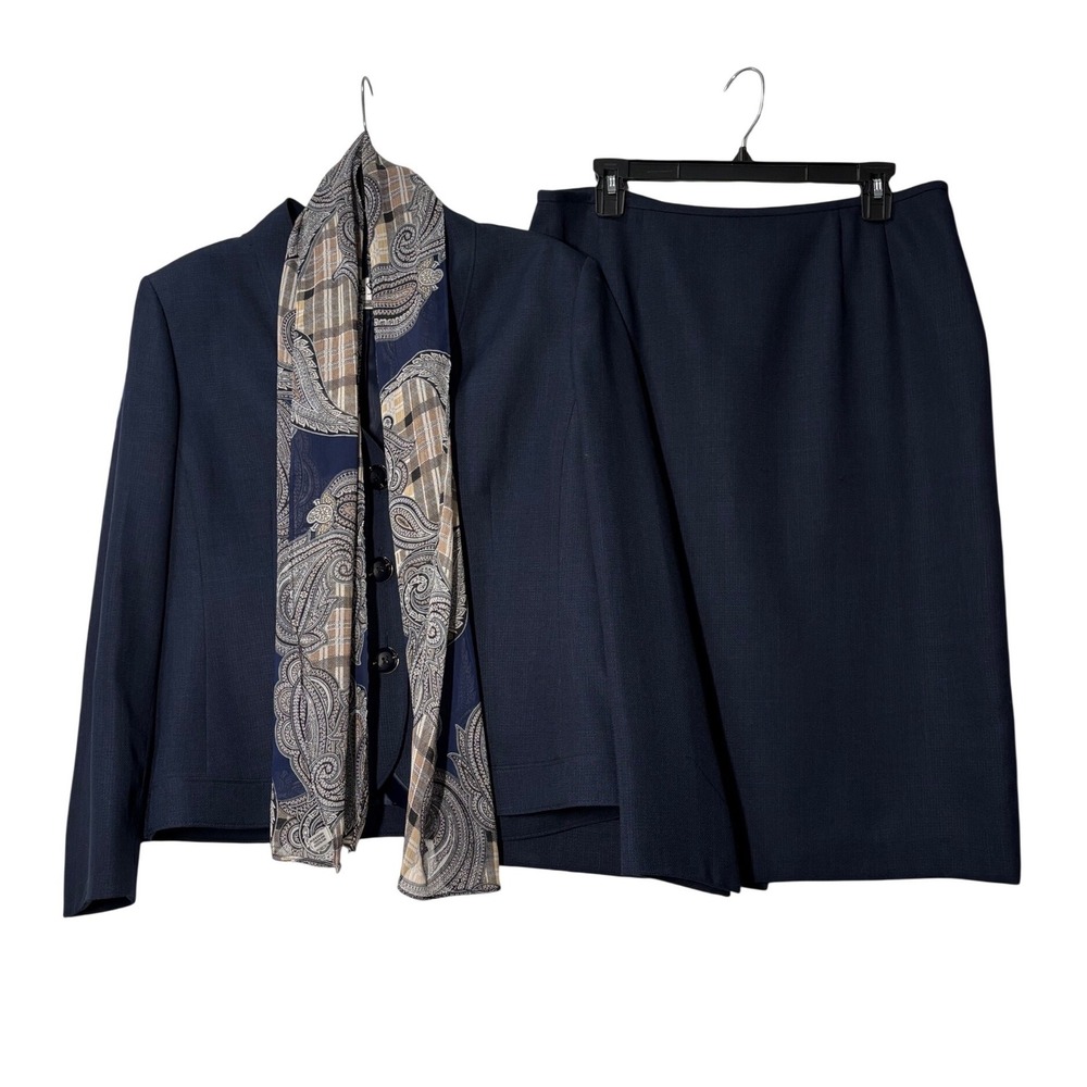 Le Suit Navy Blue Skirt Suit Set with Paisley Scarf 3 Piece Professional Career